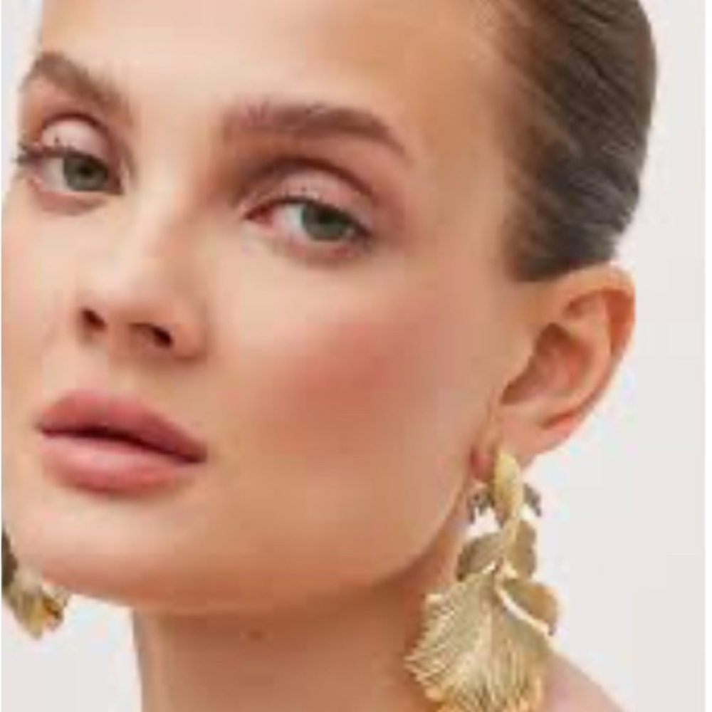 Elegant Gold Fish Ocean Earrings